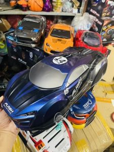 Body shell car Flash Ferrari đổi màu